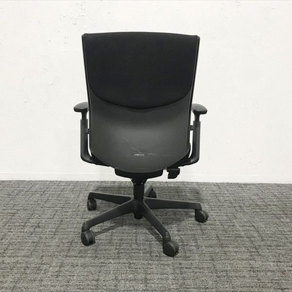 エスクード ハイバック クッションタイプ オフィスチェア 肘付 オカムラ ブラック