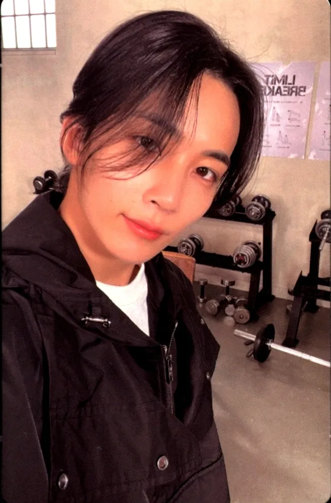 Jeonghan – FML core album photocard (Expansion) photocard