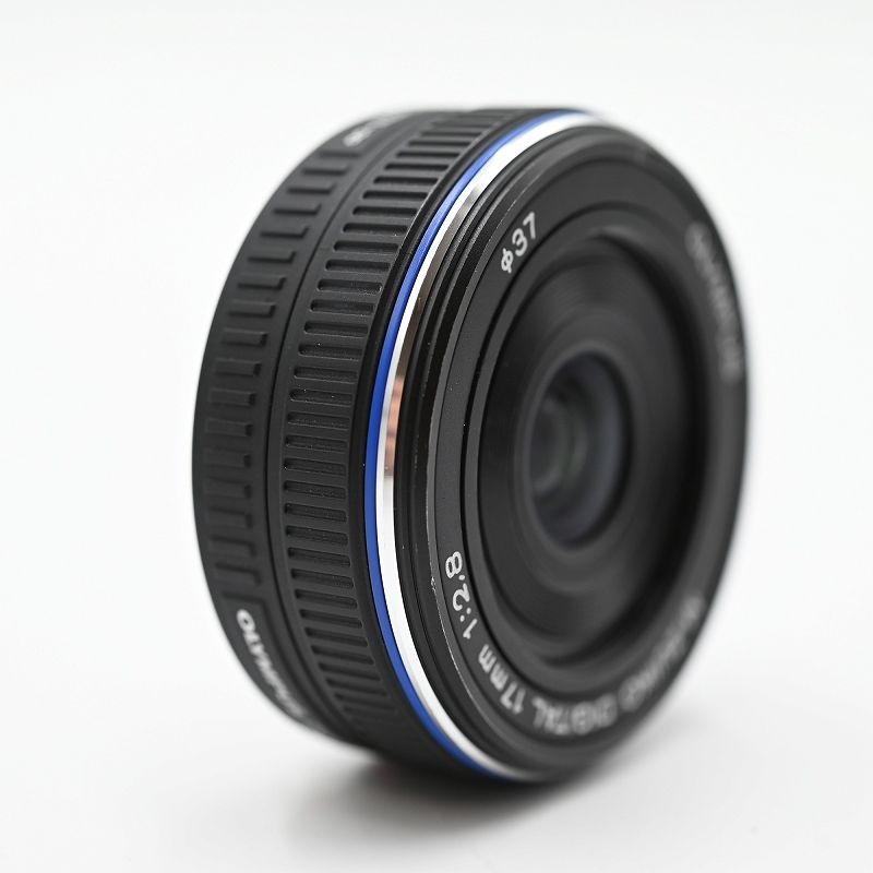 OLYMPUS オリンパス パンケーキレンズ M.ZUIKO DIGITAL 17mm F2.8 ブラック 交換レンズ