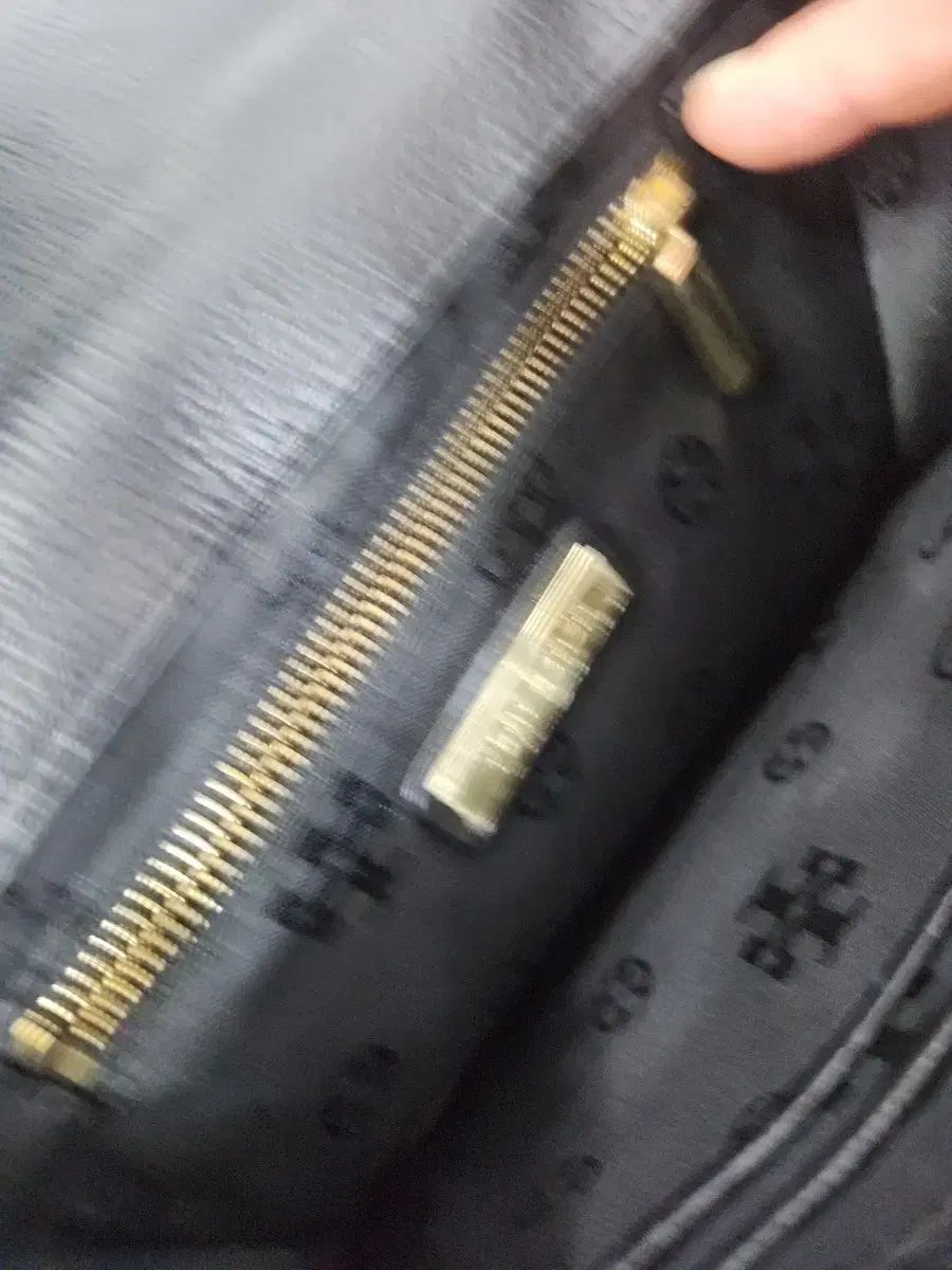 【全品送料無料】 Tory Burch トリーバーチ マリオンコンボ クロスバッグ お見逃しなく！