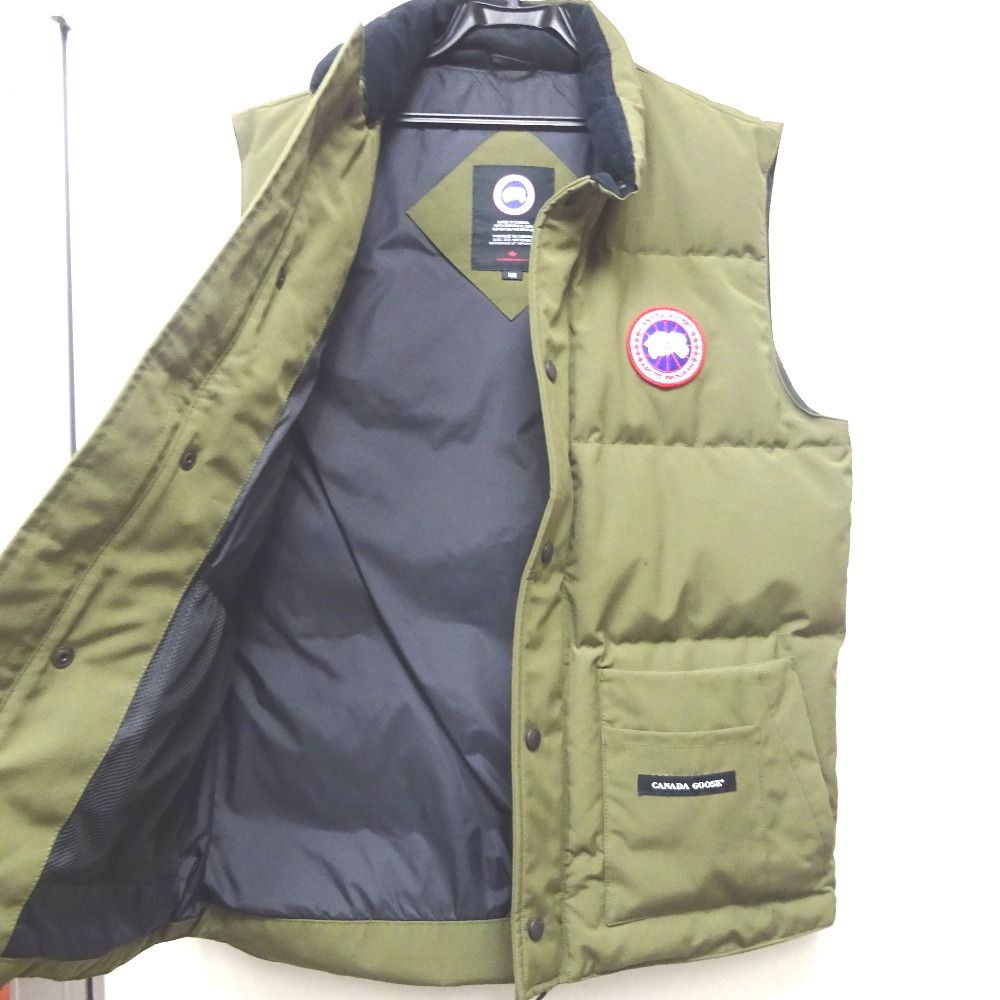 Canada Goose カーキ ダウンベスト-