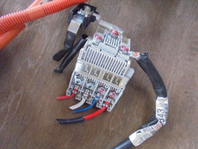 4FN5528 CA2 三菱 アウトランダー GG2W PHEV GP EVコンバーター 77807A007 8524A343 FFCRYSTALESIA_COM