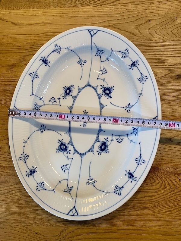 複雑な ロイヤルコペンハーゲン ブルーフルーテッド プレイン オーバルディッシュ 36cm オーバル皿 Royal Copenhagen 大皿 楕円 オシャレ プレート 洋食器 RU0816-1 ベルト