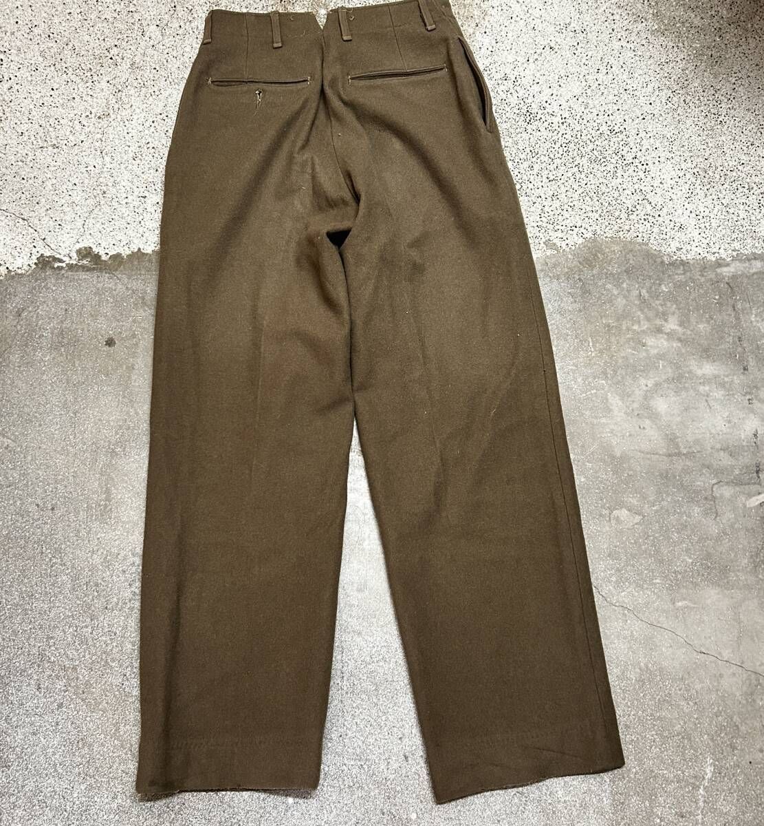 40s vintage！ us army / アメリカ軍 wool serge field trousers ウールパンツ 軍パン ミリタリー  32×33 ガスフラップ 尿素ボタン used - メルカリ