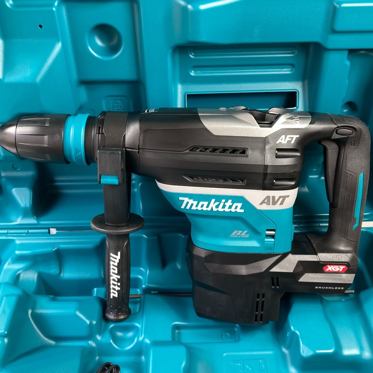MAKITA マキタ 40mm 40Vmax 充電式ハンマドリル (バッテリ2個・充電器 