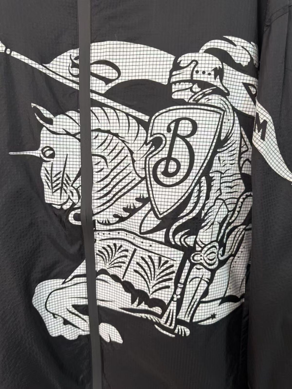BURBERRY ブラック