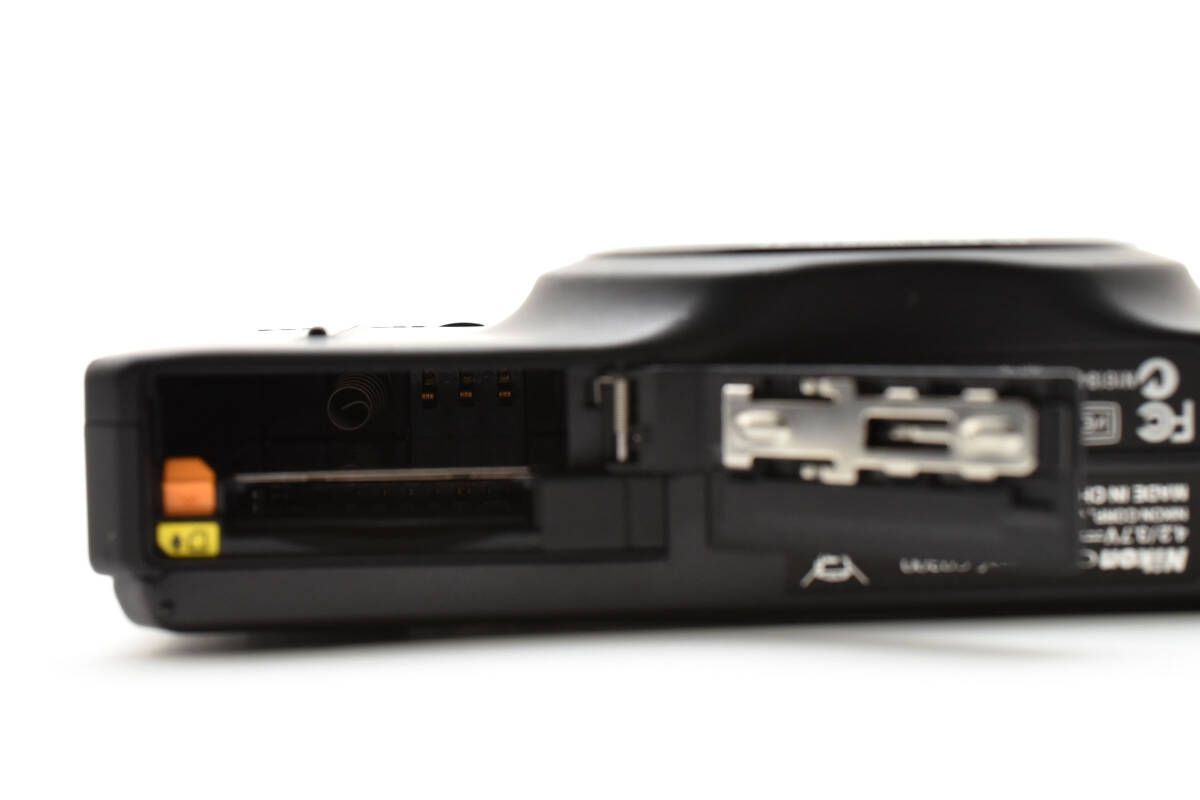 Nikon COOLPIX 18倍光学ズームデジタルカメラ S9300 ブラック 中古