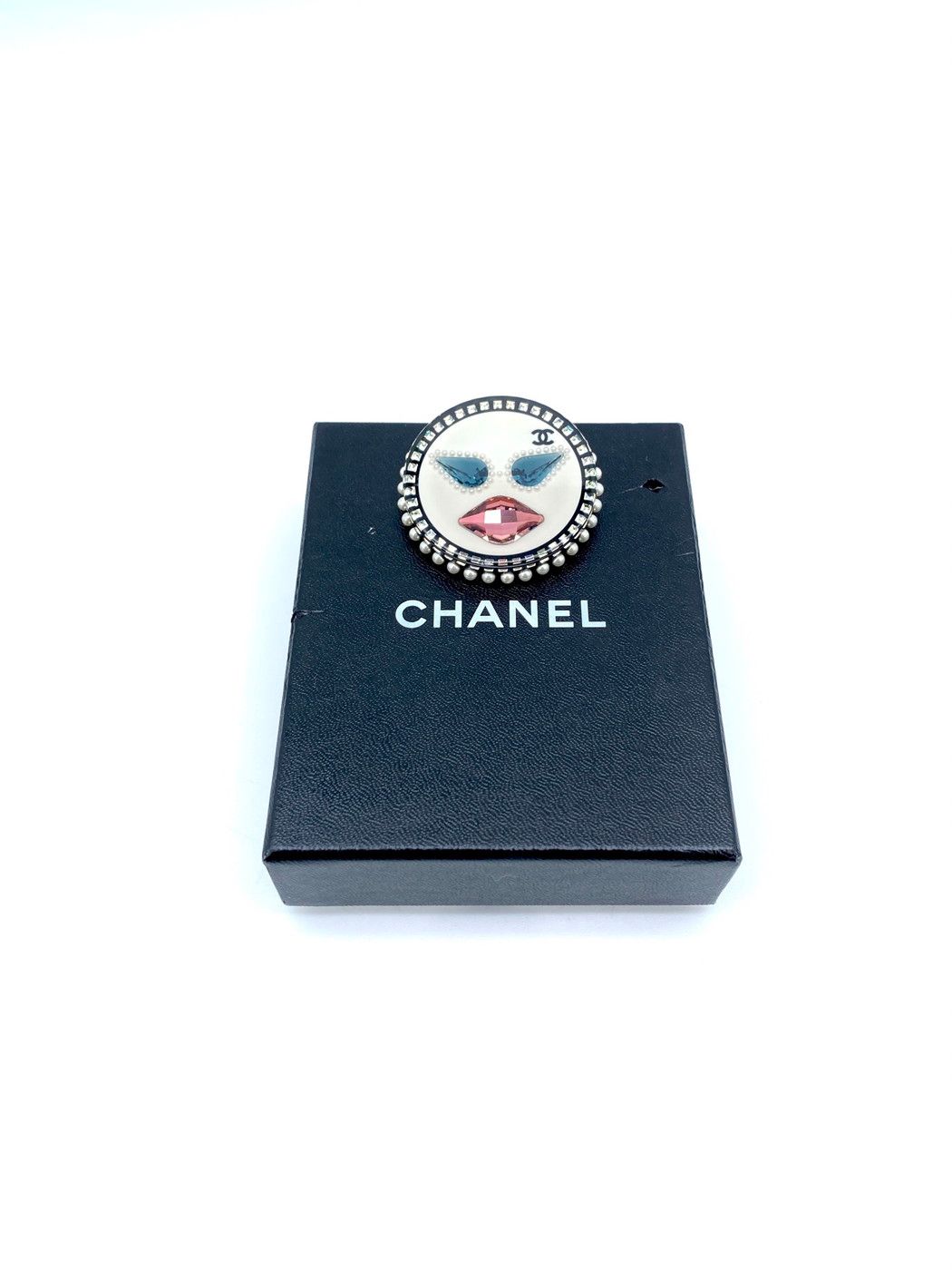 CHANELシャネル ブローチ ピンブローチ パール ラインストーン