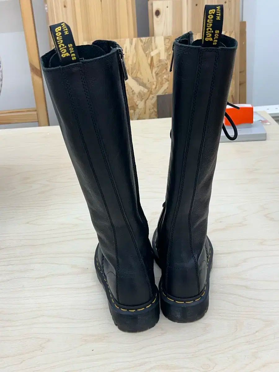 MARTENS