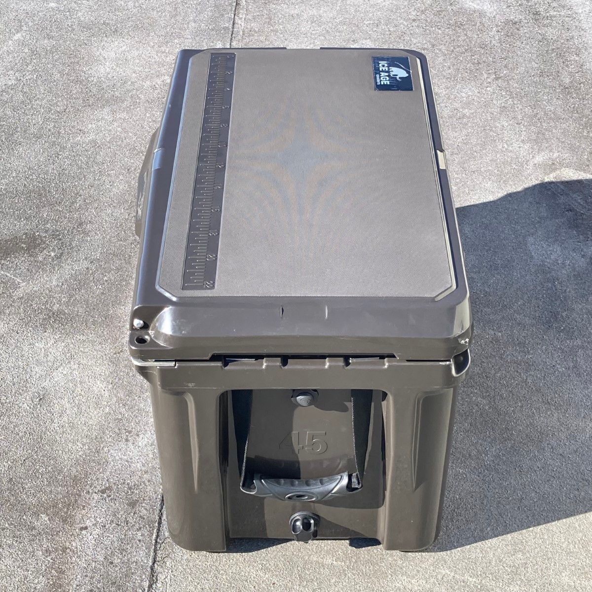 クーラーボックス 42