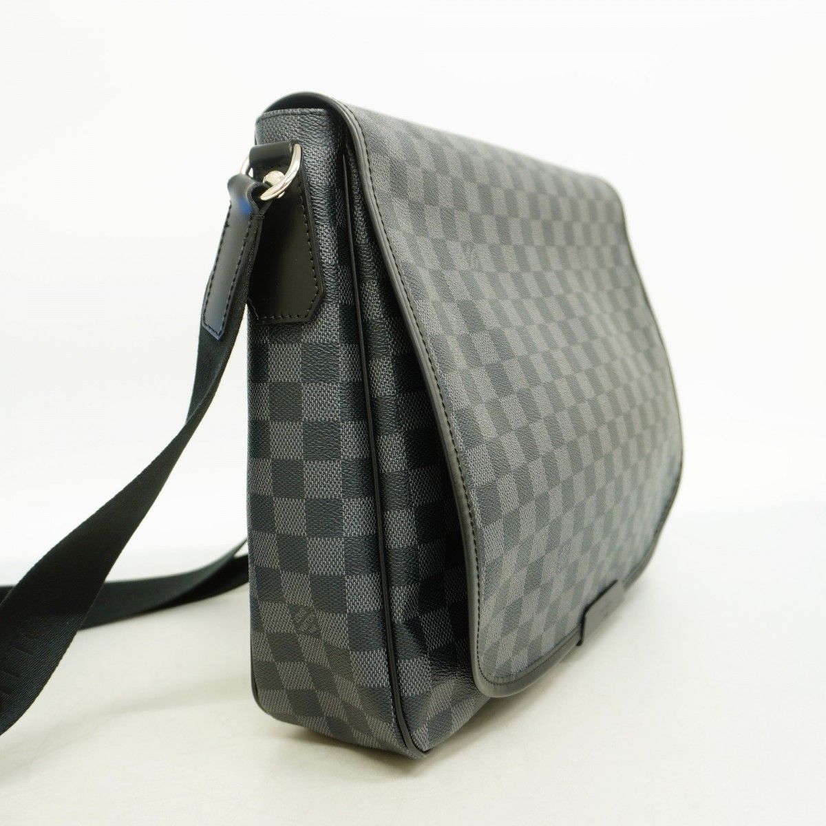 5ma0505 ルイヴィトン ショルダーバッグ ダミエ グラフィット ダニエルGM N58033 ブラック メンズ