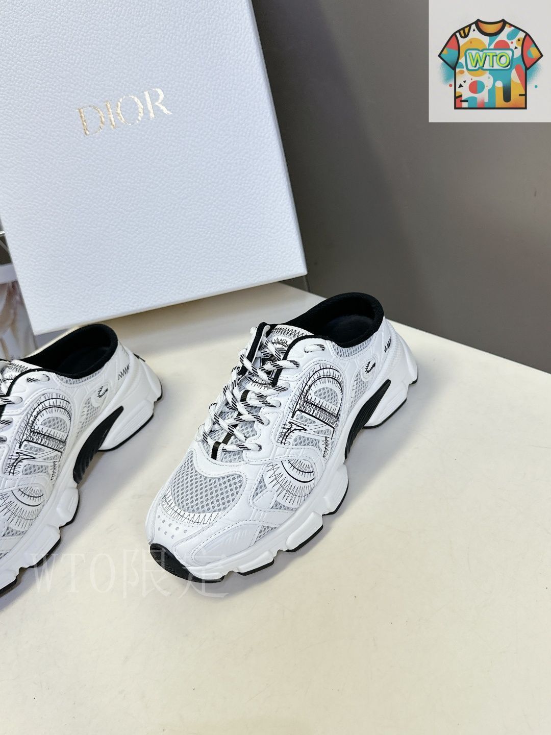 【24-25AW/安心国内発送♪】Dior★Dior Chrono スニーカー DIOR | Dior Chrono - シューズ - ウィメンズファッション