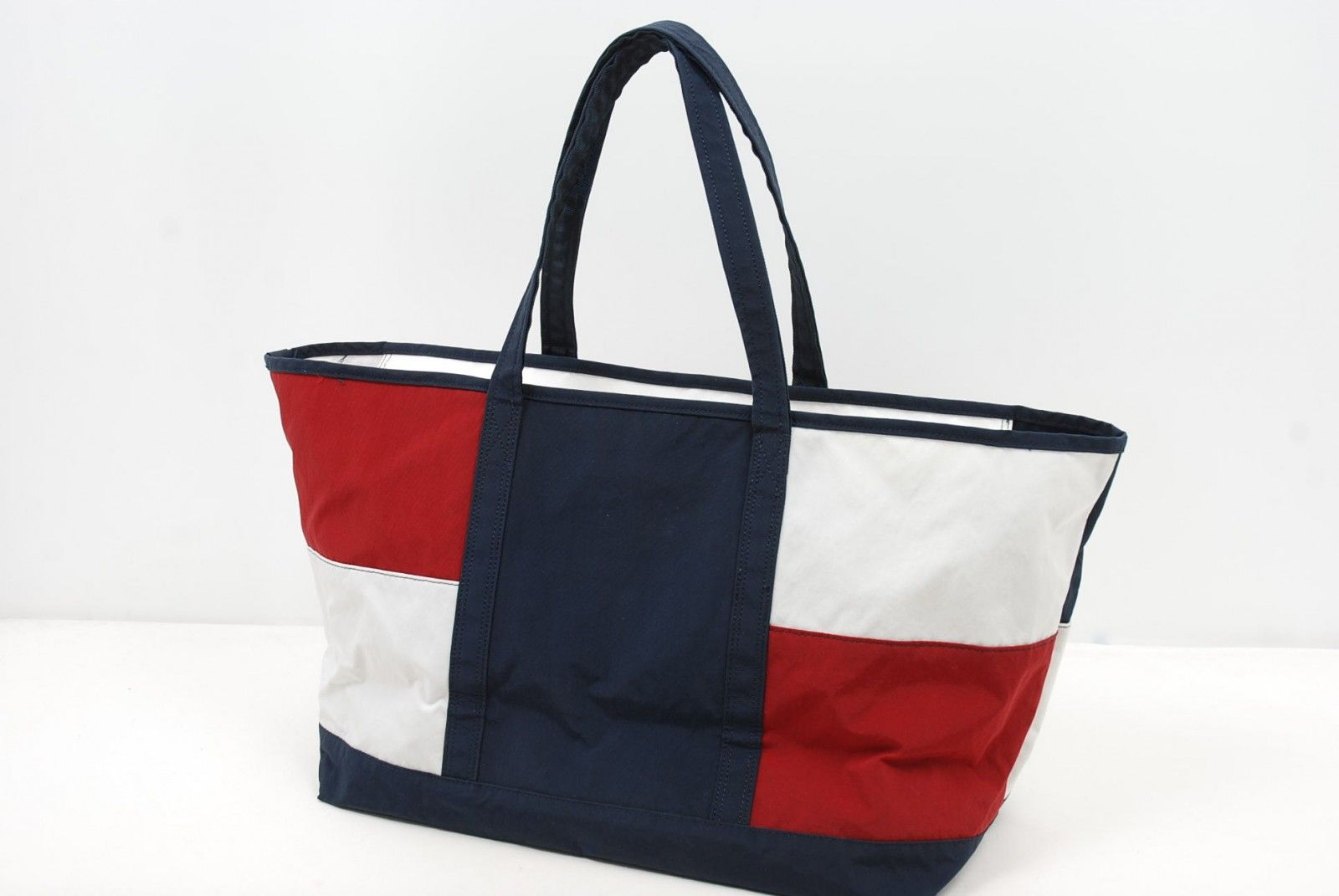 Munsingwear - coco 中古 マンシングウェア Munsing wear トート型ボストンバッグ トリコロール ロッカーバッグ 星条旗モチーフ マンシングウェア Munsing wear トート型ボストンバッグ トリコロール