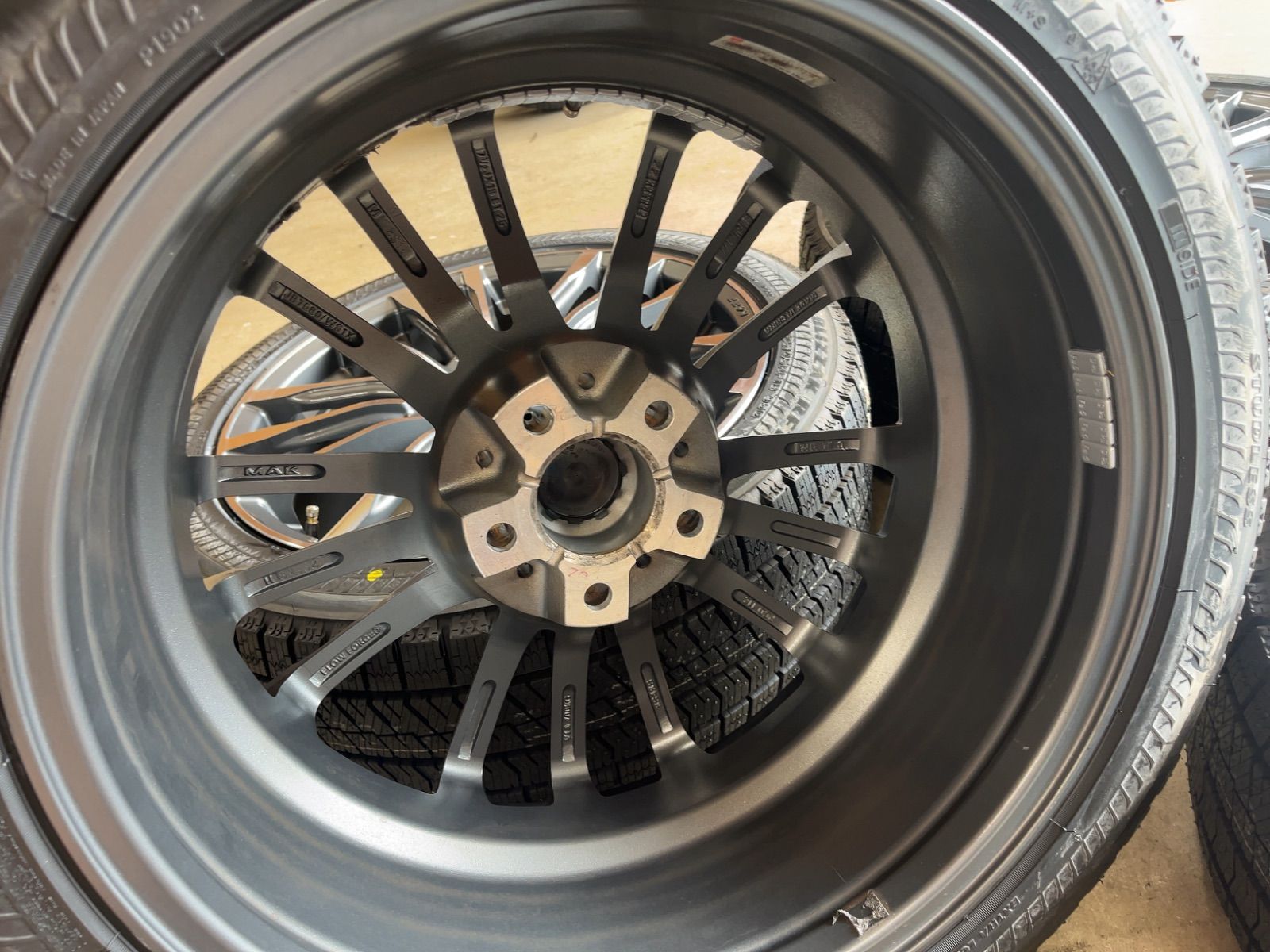BMW G20 G21 BS RFT ほぼ未使用品　17インチ　4本セット BMW 純正 G20 G21 3シリーズ G22 4シリーズ ダブルスポーク