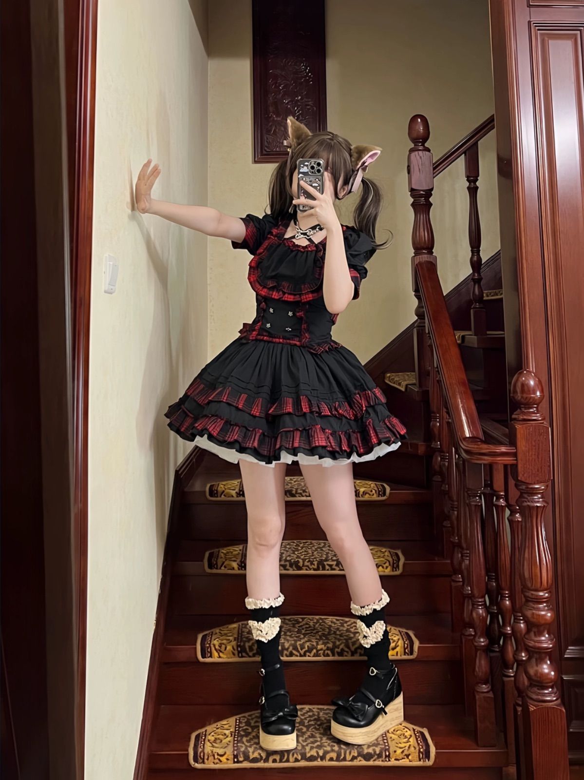 レッド ブラック