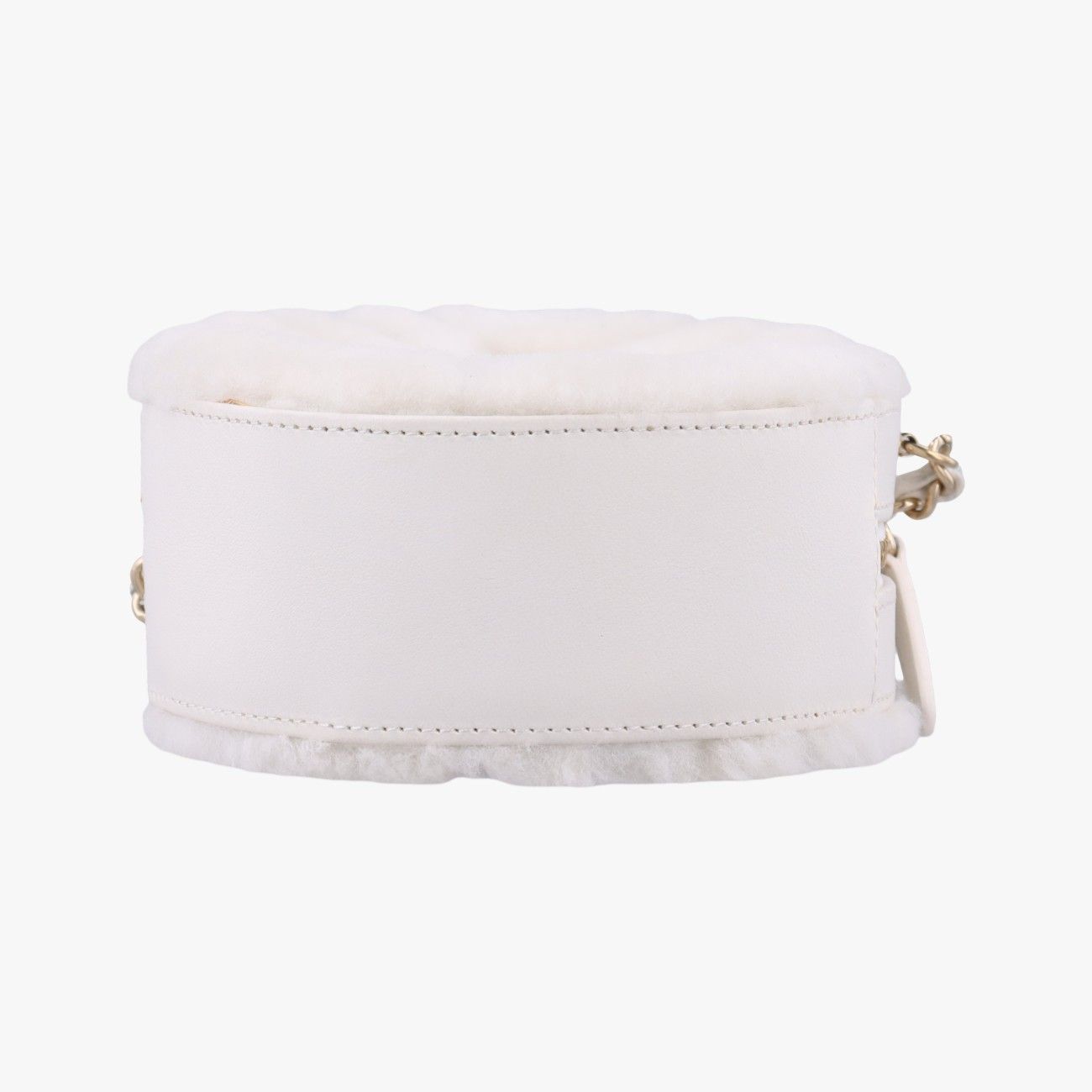 シャネルChanelラウンド ムートン