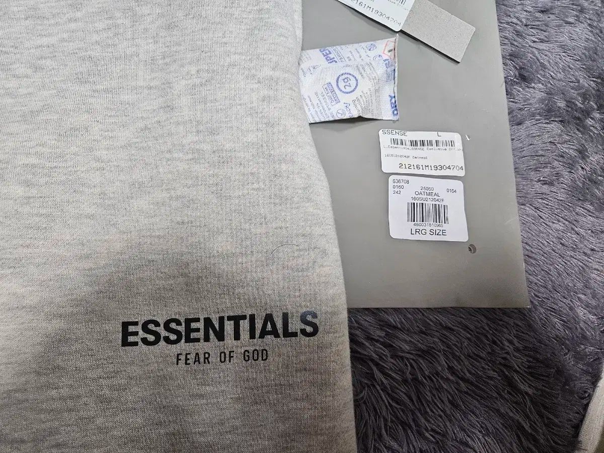 ESSENTIALS Fear of God オートミール ハーフパンツ L
