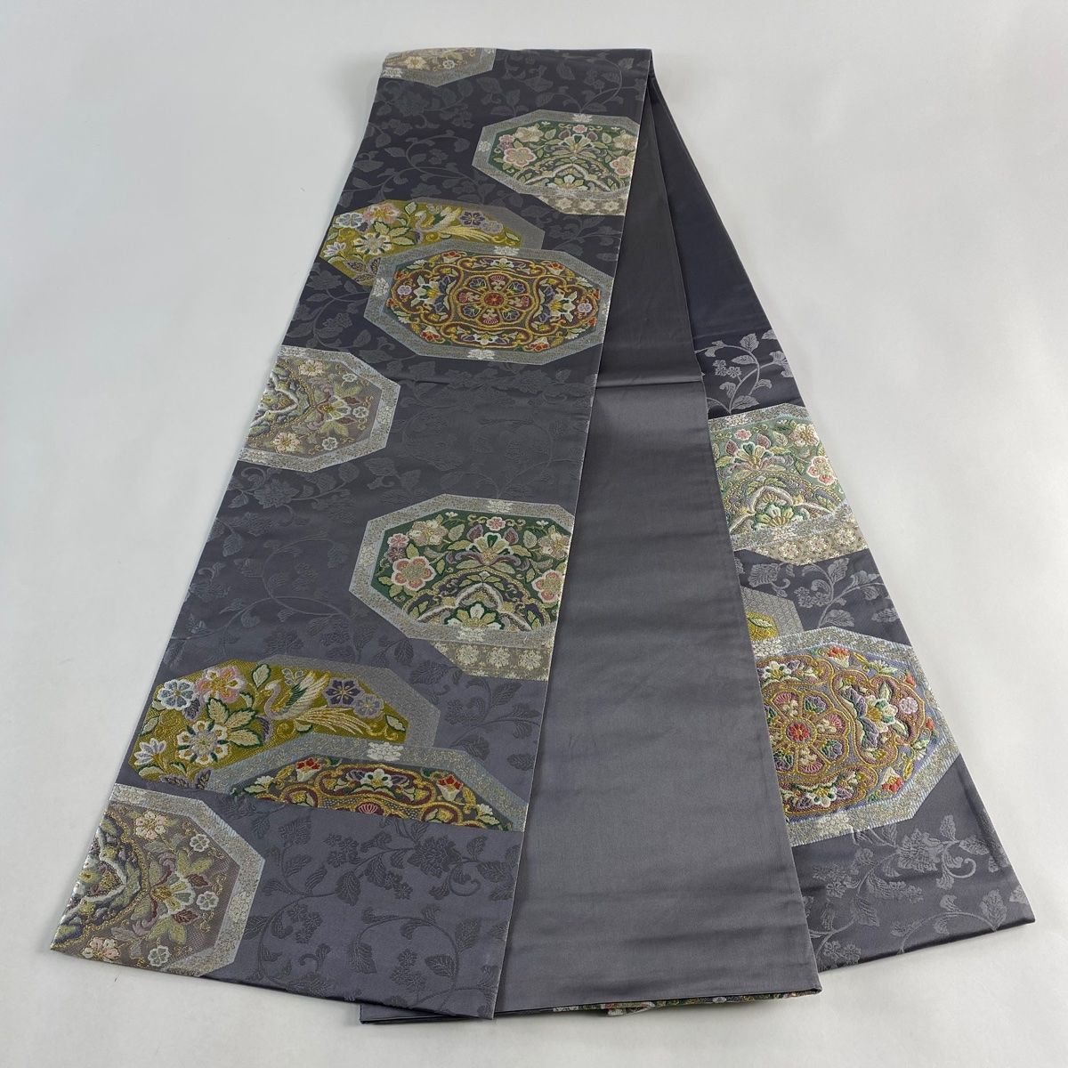 袋帯 美品 秀品 華文 花鳥 金糸 箔 灰色 六通 正絹 【中古