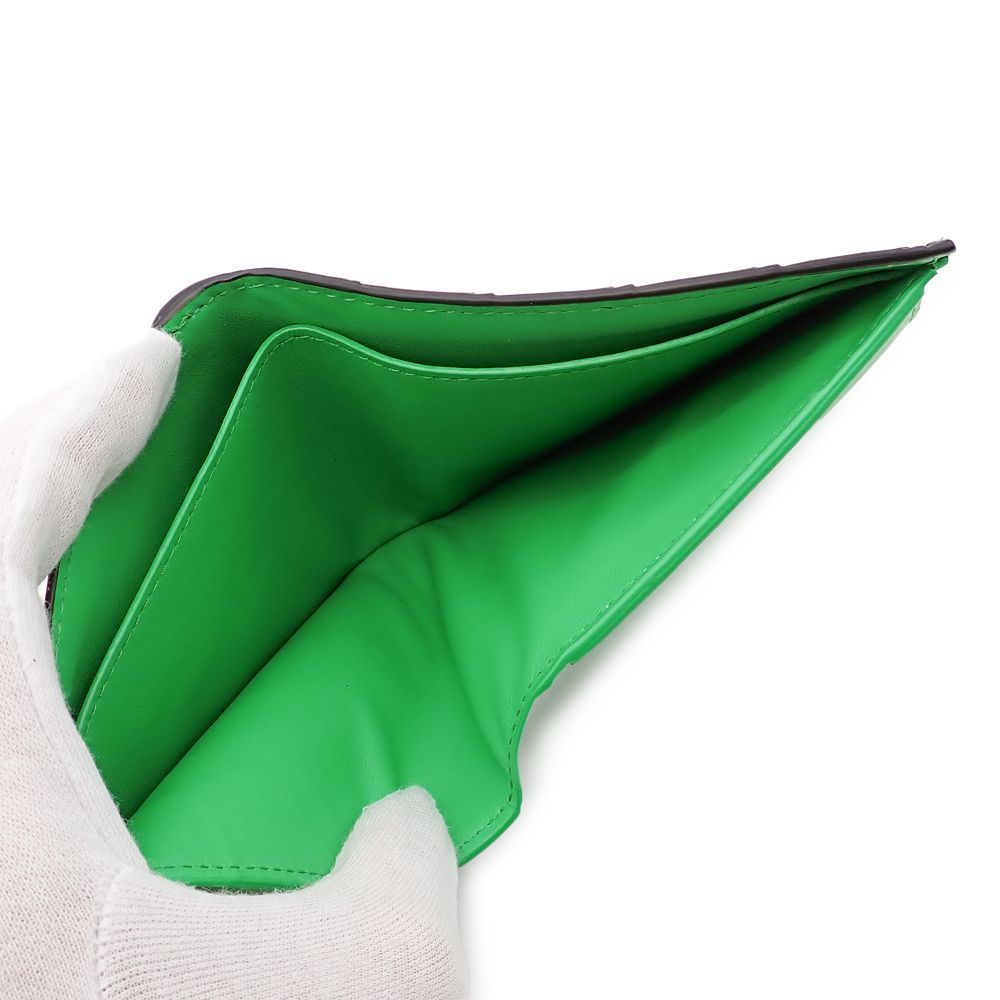 二つ折り財布 レザー