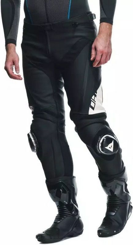 ダイネーゼ　デルタ4 サイズ48 レザーパンツ ダイネーゼ デルタ4 サイズ48 レザーパンツ DELTA 4 S/T LEATHER PANTS