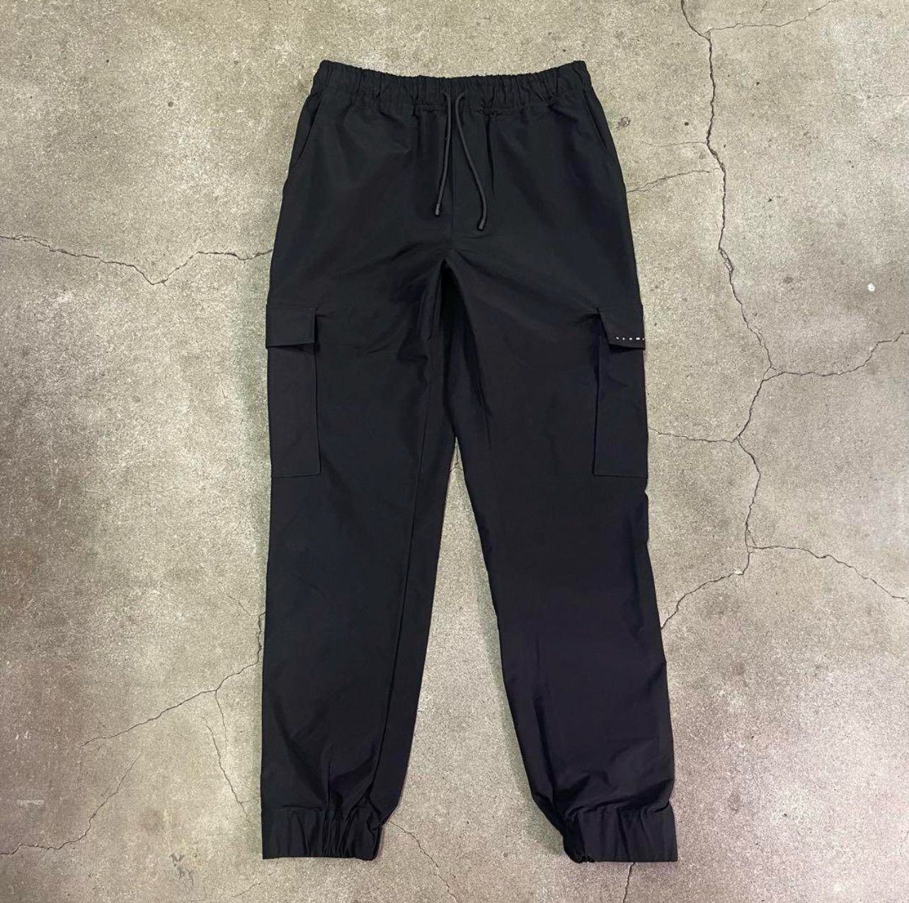 STAMPD Essential Cargo Nylon Pants スタンプド エッセンシャル カーゴ ナイロン パンツ ブラック L