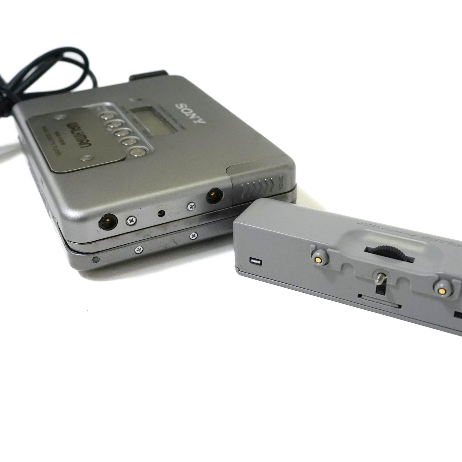 SONYWALKMAN WM-FX808 カセットプレーヤー ウォークマン SONYWALKMAN WM-FX808 カセットプレーヤー ウォークマン