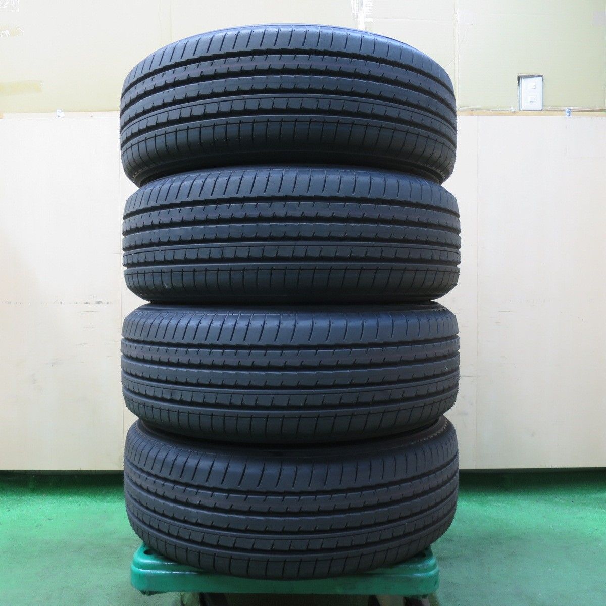 【新車外し】ホイールなし純正タイヤ４本セット　235/60 R18 cx80 送料無料] 新車外し！24年☆マツダ CX-80 CX-60 純正 235/60R18