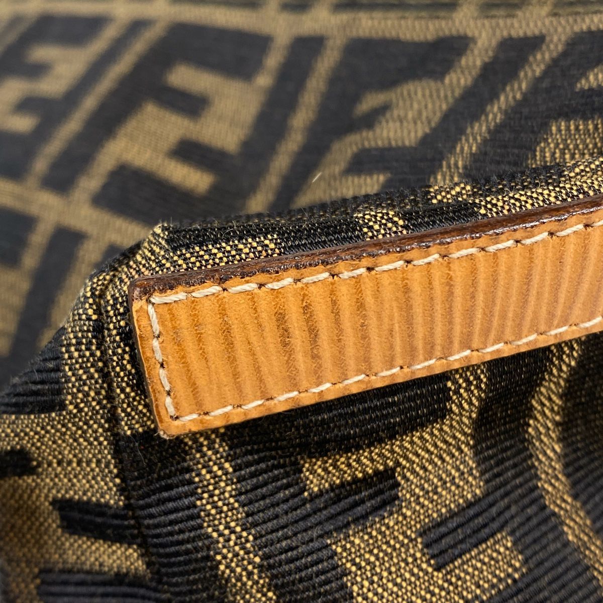 FENDI ズッカ　ボストンバッグ　大容量　ナイロン　ブラウン　ロゴ　旅行 FENDI - オールド フェンディ ボストンバッグ ズッカ柄 FFロゴ