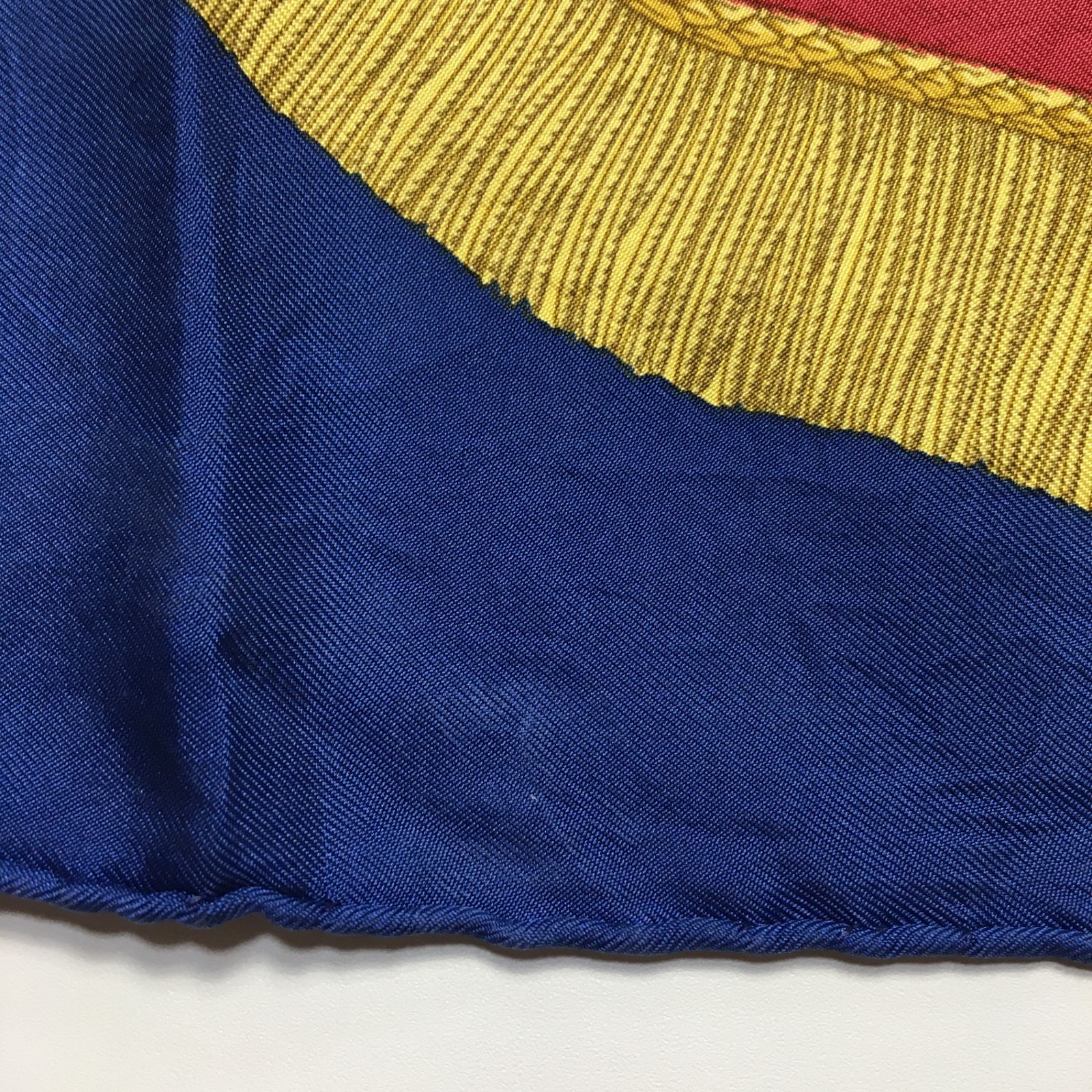 2506-231｜美品｜エルメス カレ 90 スカーフ シルク ネイビー
