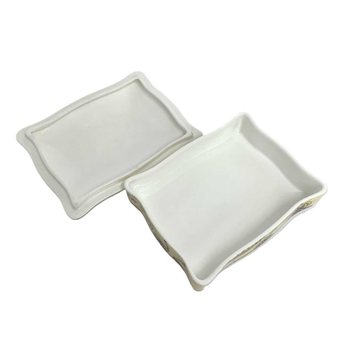 Wedgwood ウェッジウッド トランプ ケース付 アトラス 小物入れ ベージュ 240001161991 NEXPOTALLINN_EU