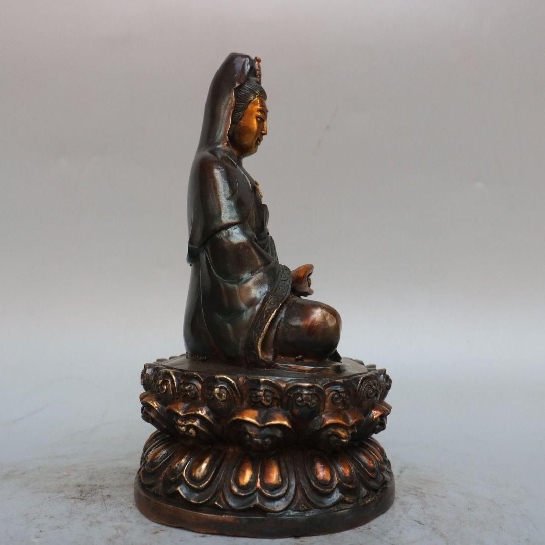 観音菩薩像 蓮の花台座付き
