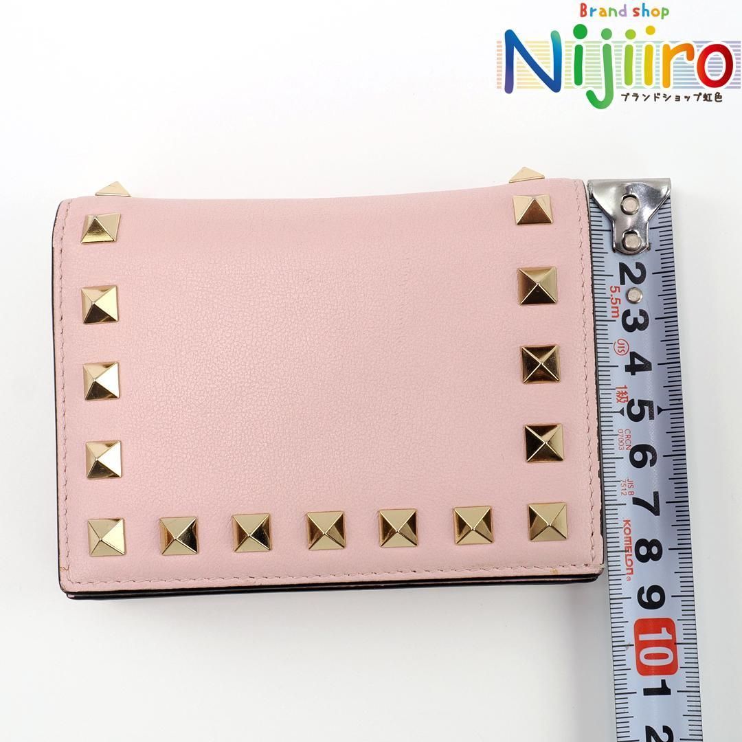 【極美品】ヴァレンティノ　ガラヴァーニ　ロックスタッズ 財布　1657 極美品】ヴァレンティノ ガラヴァーニ ロックスタッズ 財布 1657