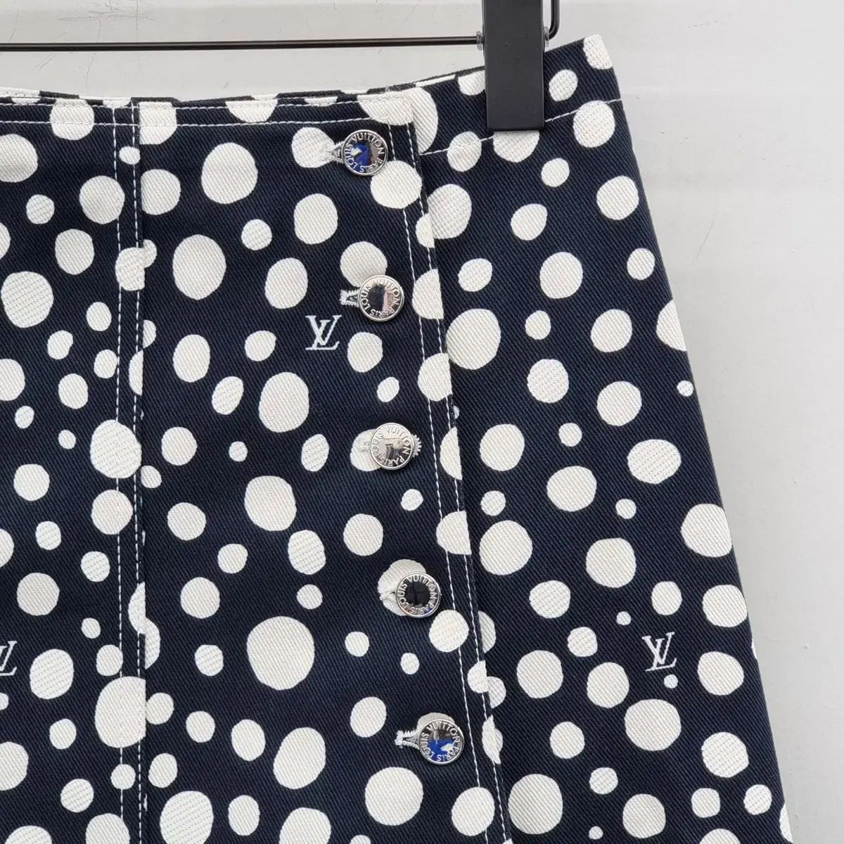 Louis Vuitton ドット柄ミニスカート Louis Vuitton ドット柄ミニスカート