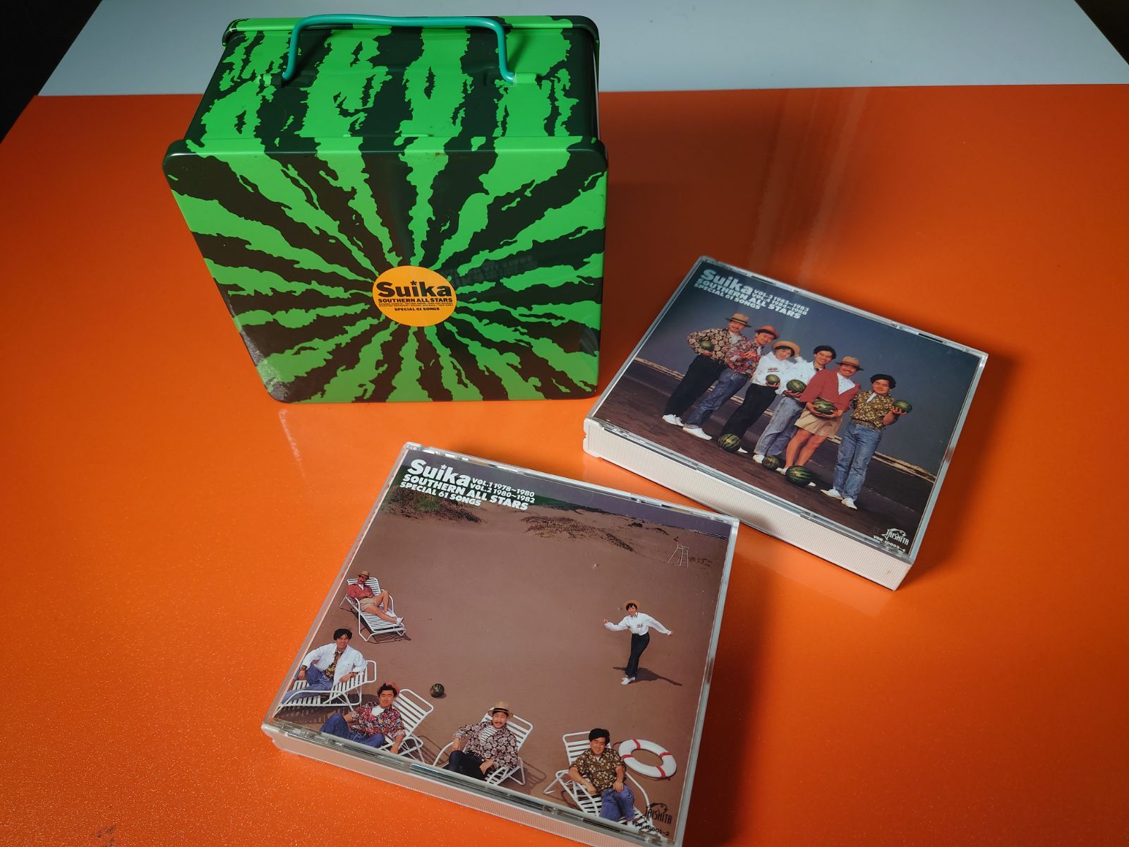 〇サザンオールスターズ | すいか SPECIAL 61 SONGS 廃盤 CDと缶ケースのみ 邦楽CD ◯チャレンビー