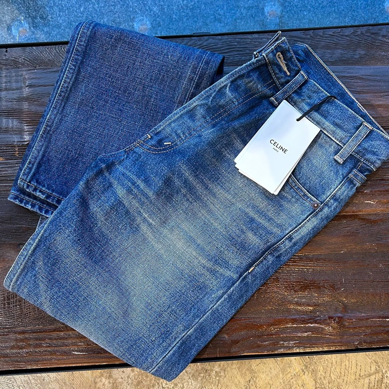 CELINE 2N782086T ルー ジーンズ ユニオンウォッシュ デニム CELINE(セリーヌ) 2N782086T ルー ジーンズ ユニオンウォッシュ デニム