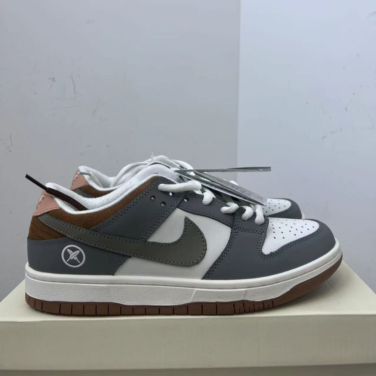 新品未使用 ナイキ (Yuto Horigome) × Nike SB Dunk Low Pro QS 