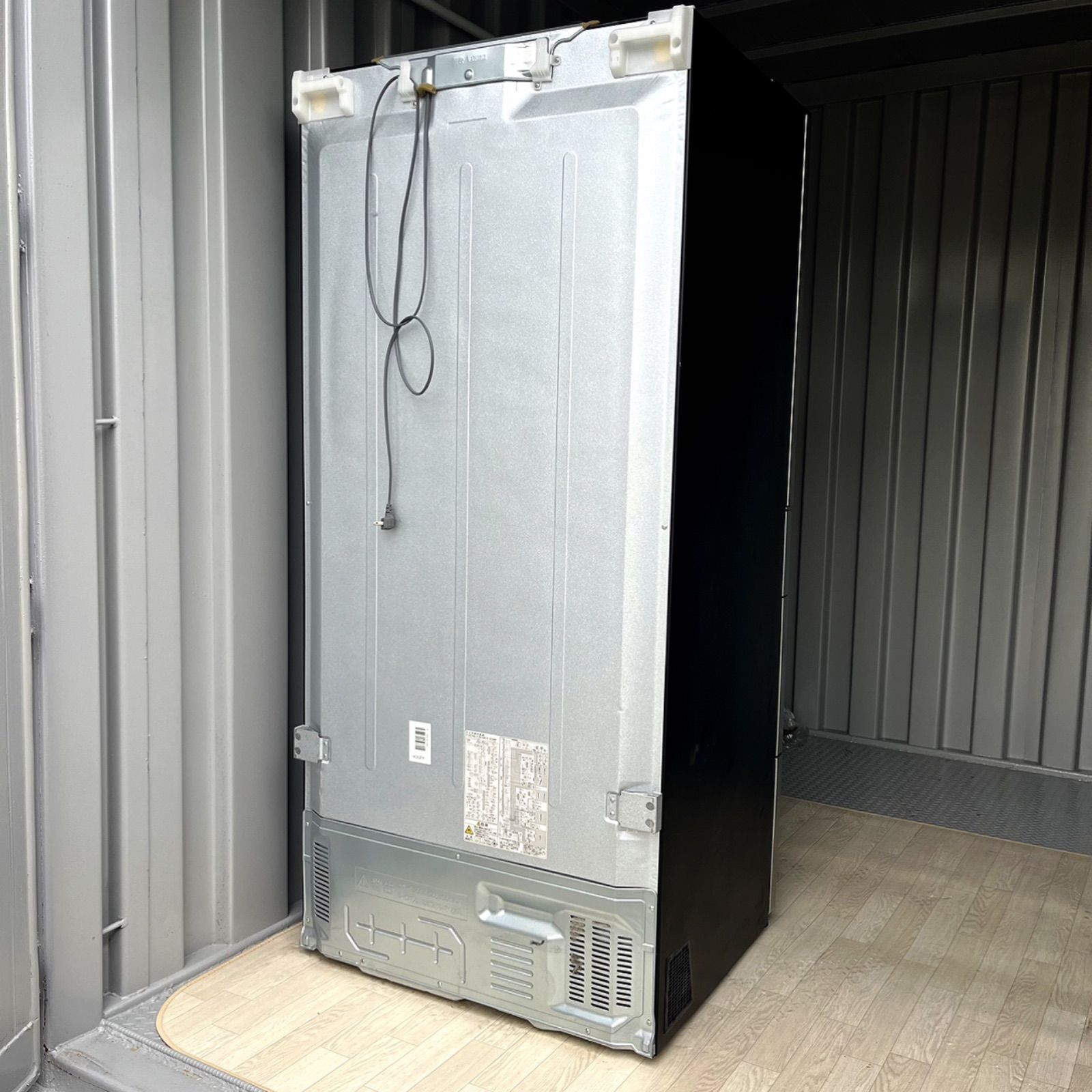 日立真空チルド搭載最 おしゃれインテリアミラー大容量冷蔵庫