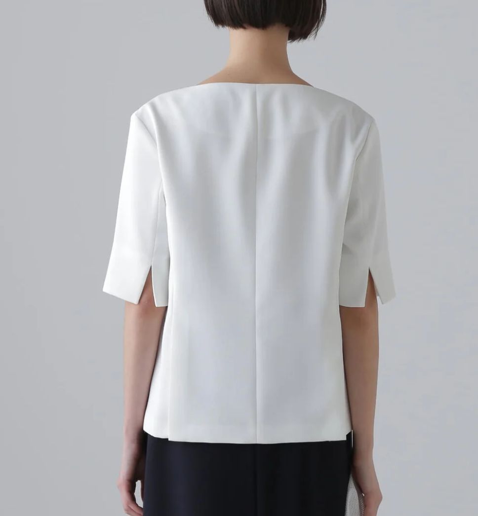 絶対お買い得! 10％off ADORE ホロウツイルジャケット ホワイト 38