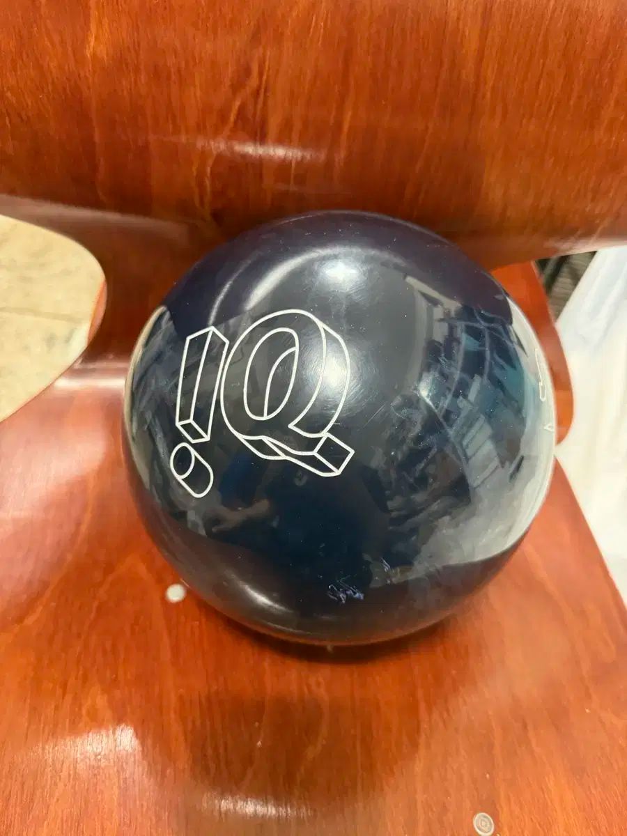 ストーム IQ Tour A I 15パウンド ボーリング