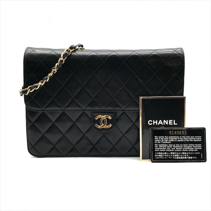 美品 CHANEL シャネル ココマーク マトラッセ ラムスキン
