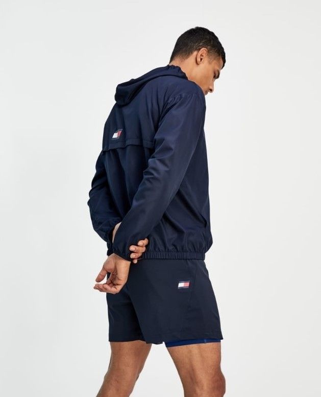 TOMMY SPORTのWINDBREAKER LOGO ネイビーM - メルカリShops