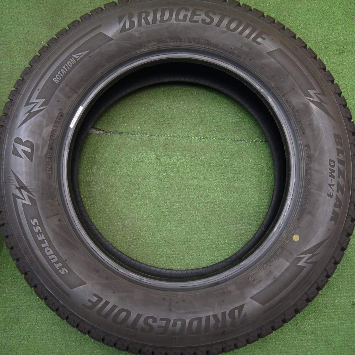 バリ溝！8.5分☆ジムニー 等 175/80R16 スタッドレス ブリヂストン