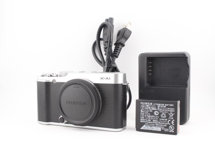 Fujifilm Fuji X-A1 ミラーレスデジタルカメラ ボディ 富士フイルム Xシステム FUJIFILM X-A1 ボディ ブラック ミラーレス