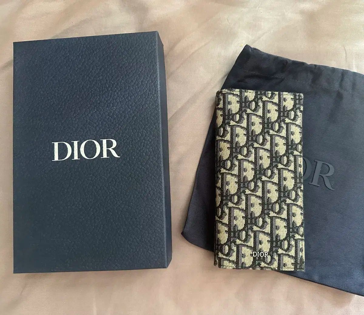 ほぼ未使用 近年モデル◎Dior オブリーク バーティカル ウォレット 財布 ほぼ新品 Dior(ディオール) オブリーク バーティカル 長財布