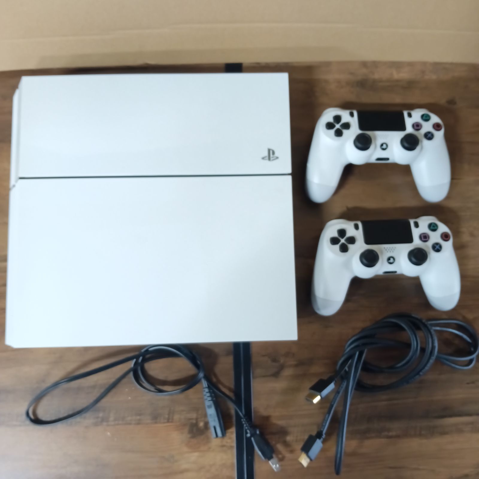 PS4 美品 動作確認済み コントローラー2つセット 【公式通販】