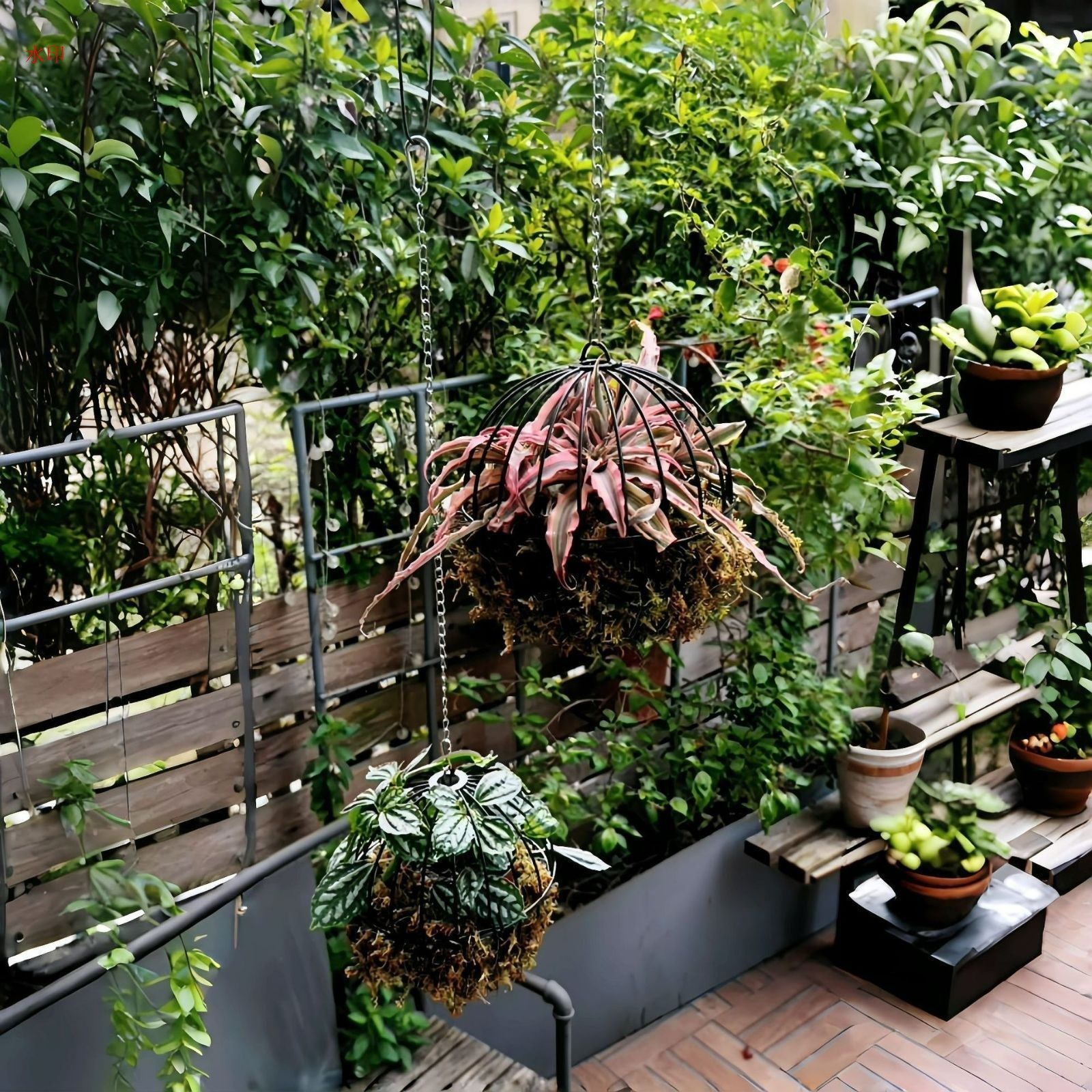 フラワーケース ハンキング 球体 金属 モスグリーン プラントラック シンプル ガーデニング 雑貨 ガーデン雑貨 ガーデンインテリア ガーデン インテリア 庭の装飾 お洒落 おしゃれ 8-14