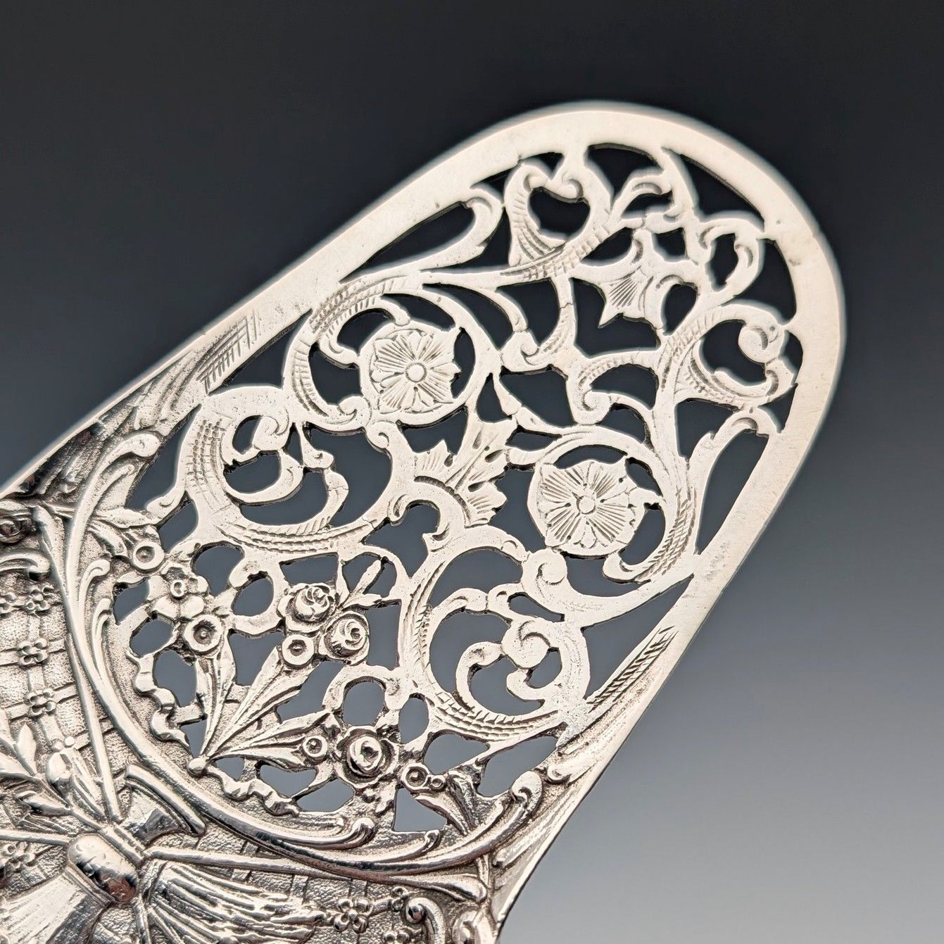 ヴィンテージ コンチネンタルシルバー製 帆船透かし装飾 ペストリーサーバ 83g ヴィンテージ コンチネンタルシルバー製 帆船透かし装飾