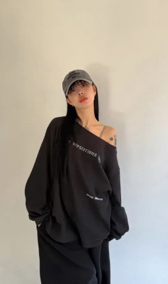 THE MYSTERIOUS HOTEL ザ ミステリアス ホテル ワッフルスリーブ チャコール