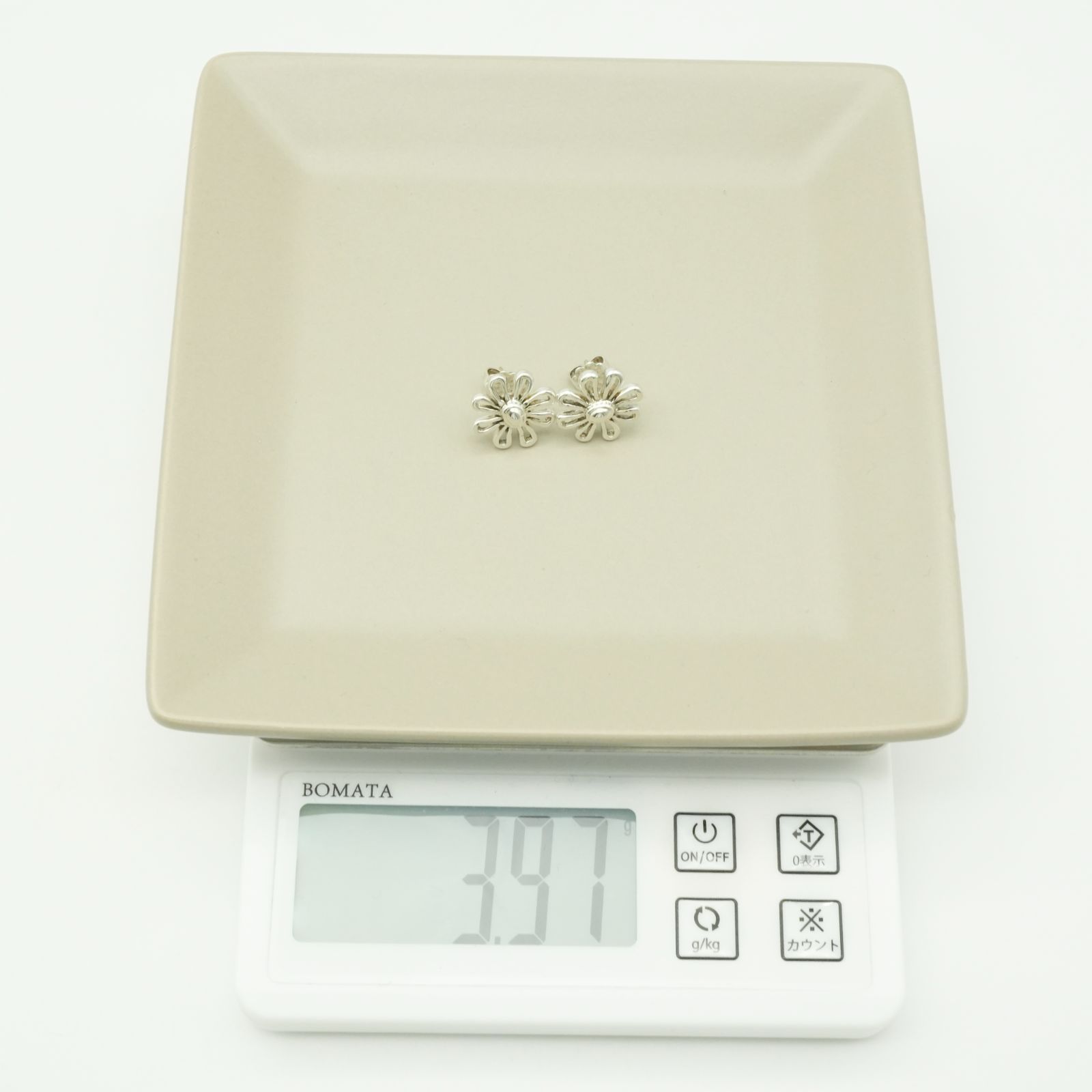 極美品 ティファニー デイジー フラワー ピアス/25-465S - メルカリ