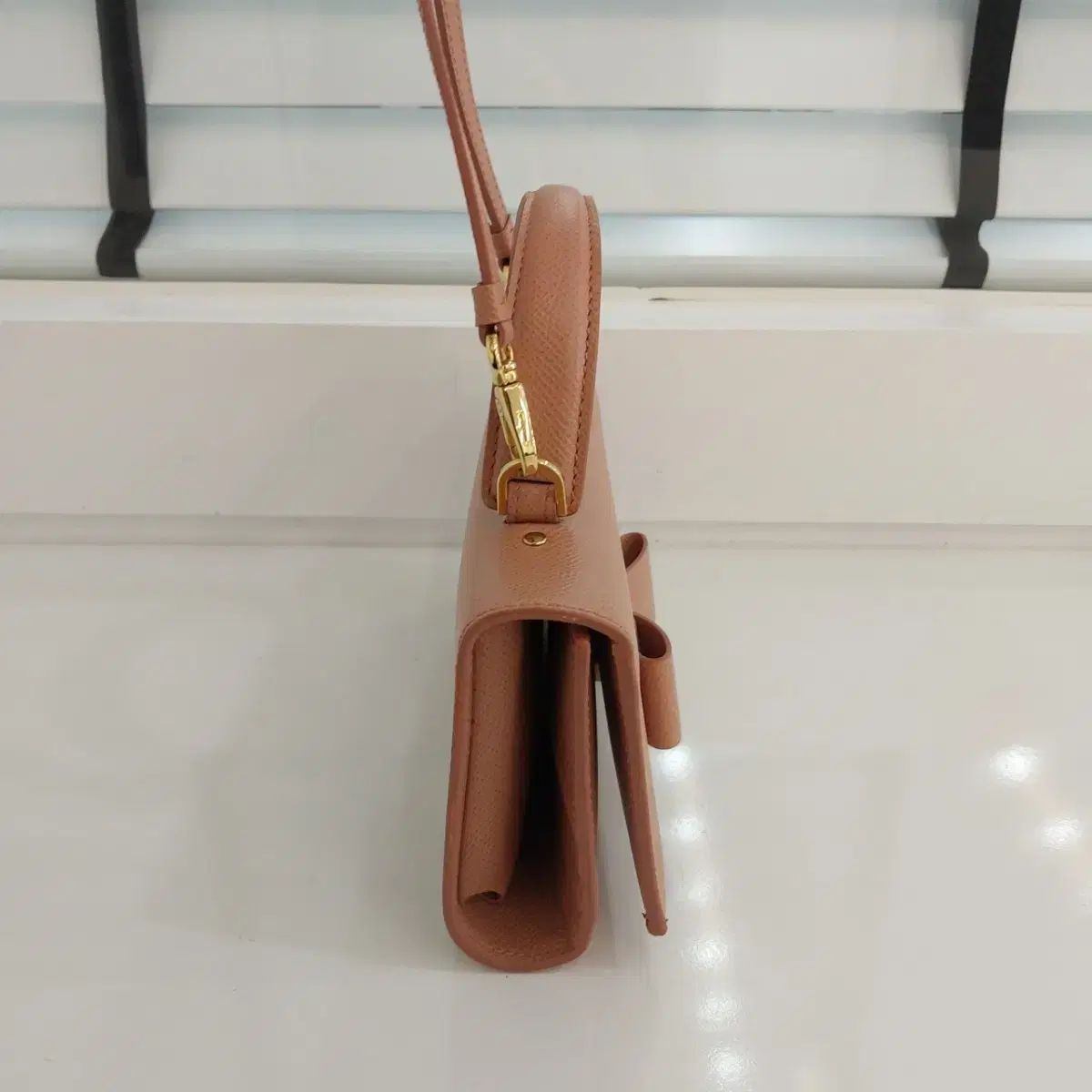 正規品 FERRAGAMO フェラガモ リボン ミニバック トップハンドル ピンク クロスバック